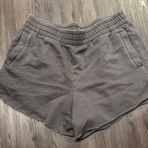 Aerie Women's Black Casual Elastic Waist Shorts Large HR